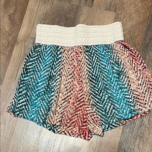 Joe Benbasset Chevron Patterned Shorts with Cream Waistband